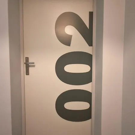 Ludna 27 בית אירוח