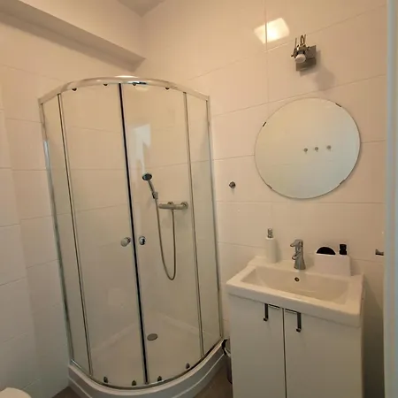 Ludna 27 בית אירוח *